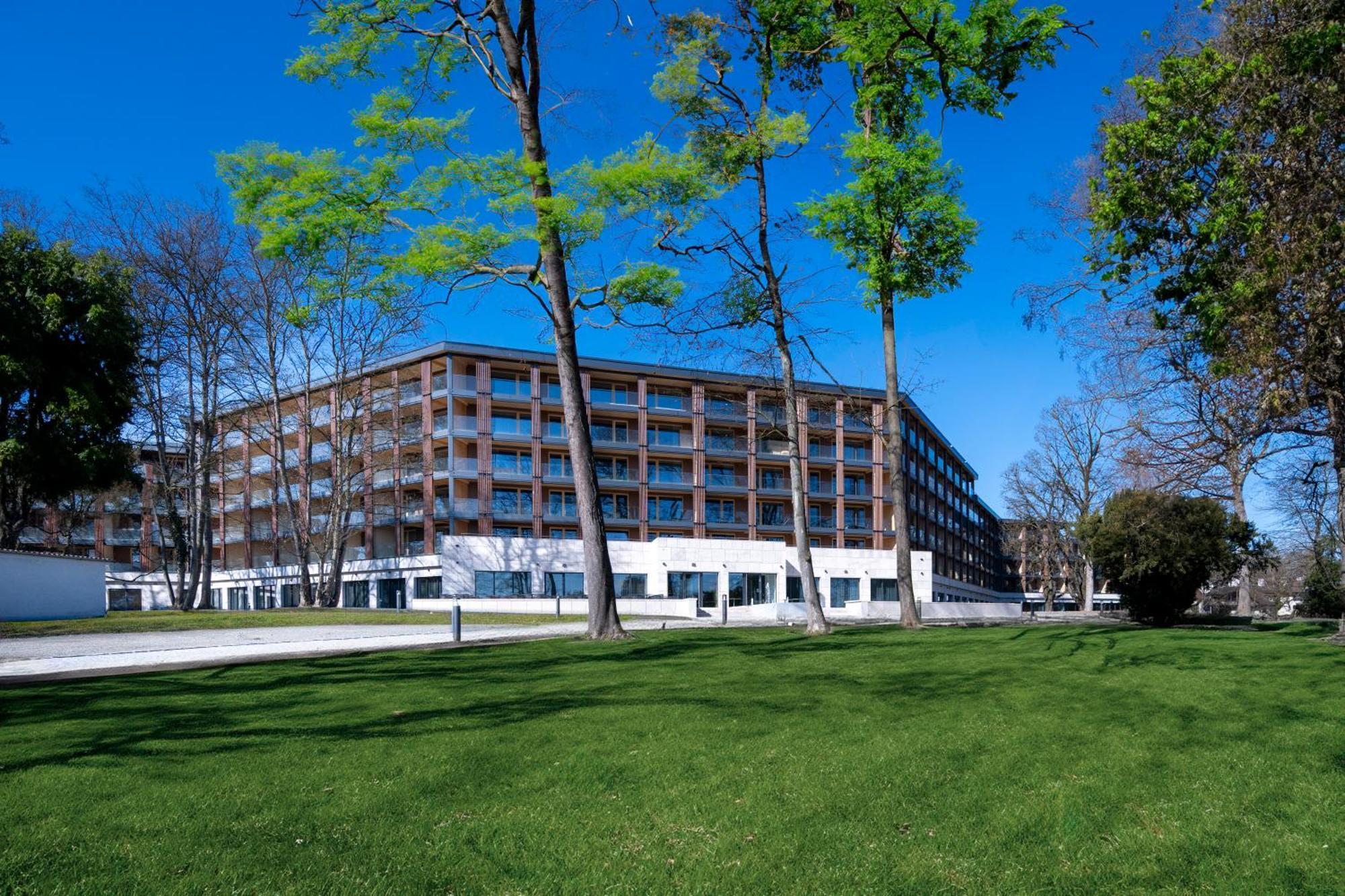Buff Medical Resort Kostnice Exteriér fotografie